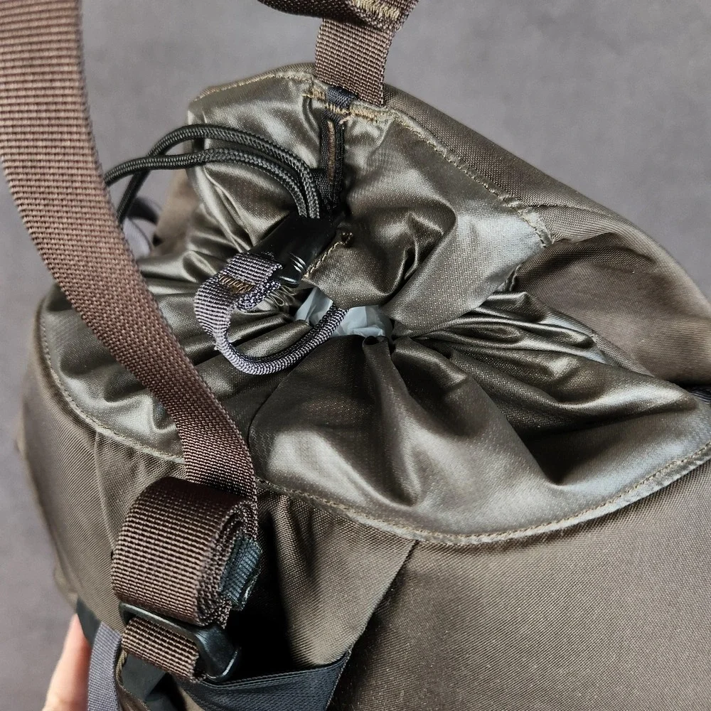 Arc'teryx Cierzo 28 Backpack Brown Nylon One Size Hiking Climbing Daypack